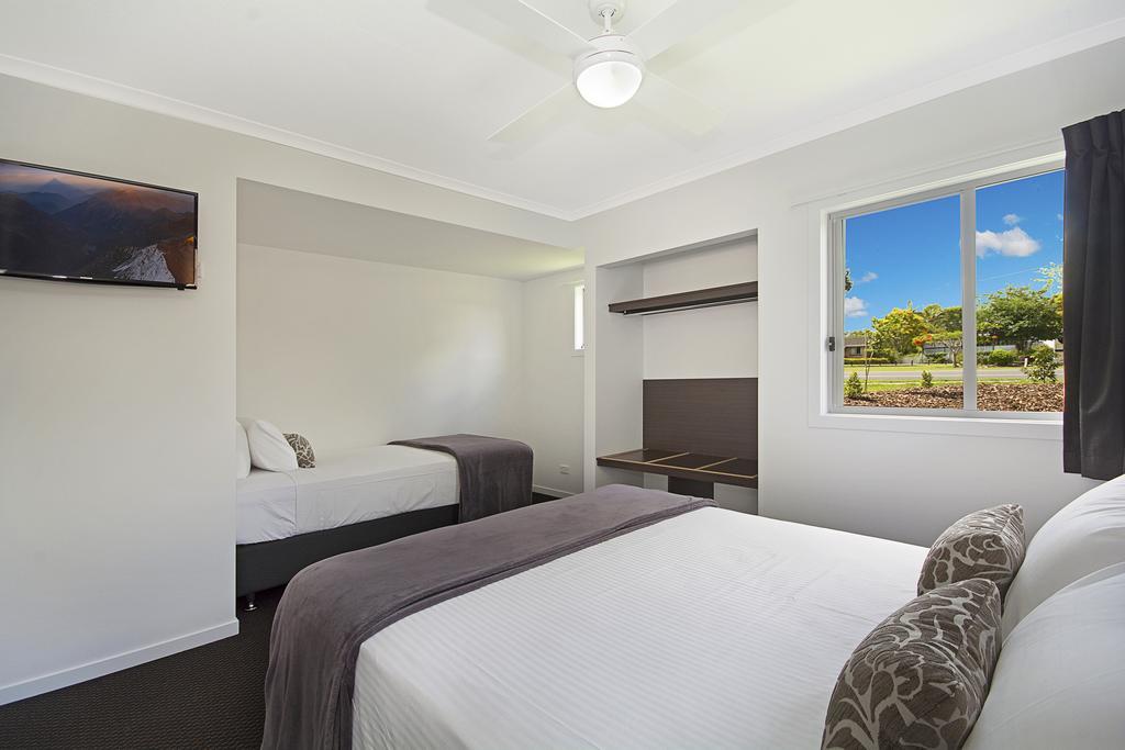 Cooroy Luxury Motel Apartments Номер фото